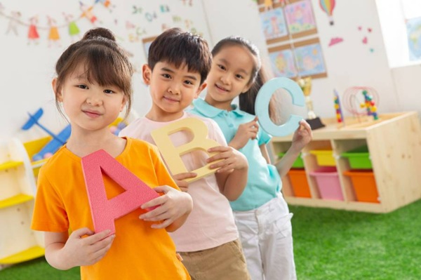 Lộ trình từ vựng học tiếng Anh Bình Dương cho bé từ 3 đến 10 tuổi