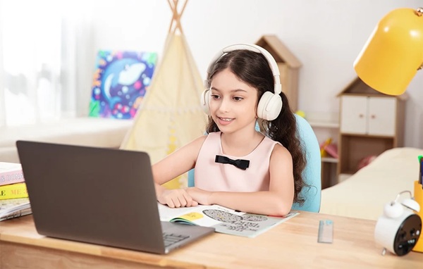 Môi trường học linh hoạt để bé hứng thú học tiếng Anh online