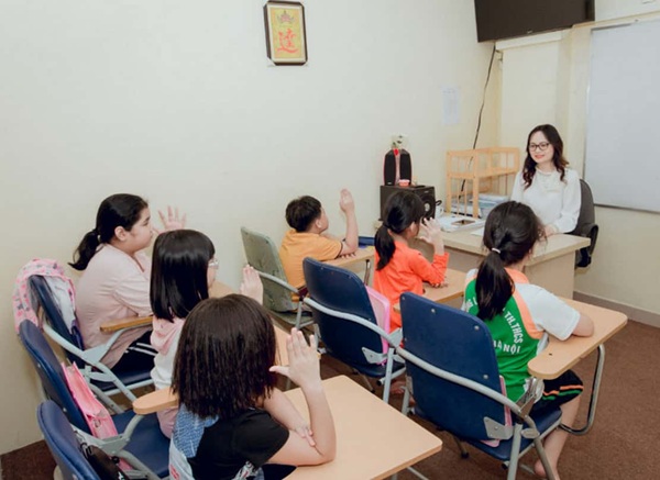 Học tiếng Anh giao tiếp tại Bình Dương cho trẻ em: Những điều cần biết